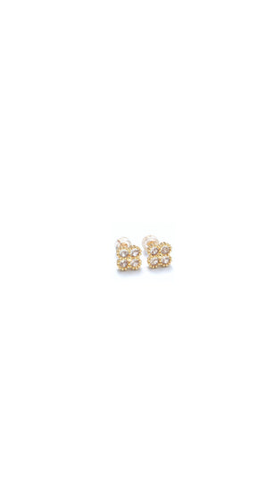 Jaqueline Studs